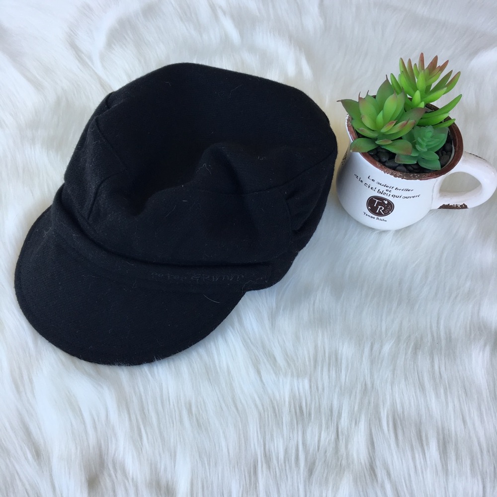 NWT Black Hat